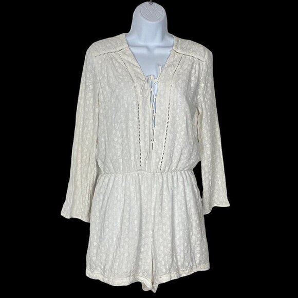 WAYF Long Sleeve Lace Up Front Romper White S 27-4 - Picture 1 of 12